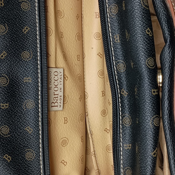 IL Nuovo Barocco Made in Italy Signature Brown Leather Handbag - Picture 4 of 5